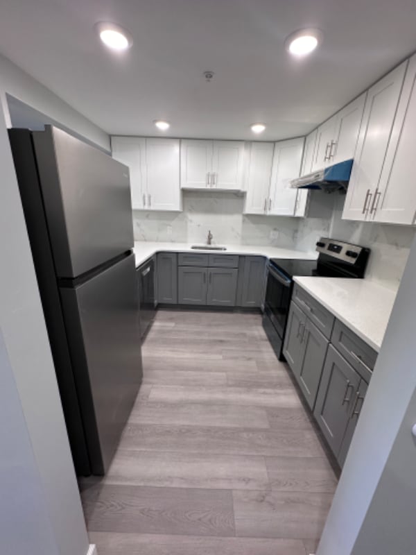 Photo - 140 S Easton Rd