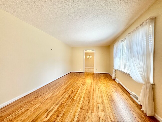 Photo - Well Maintained 3 Bedroom Home Off Lake Brandt Rd!