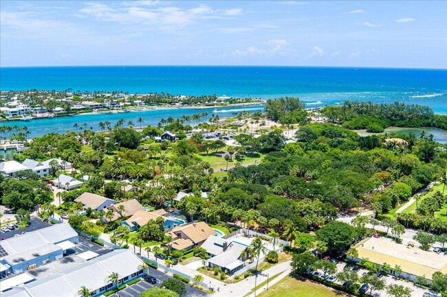 Photo - 901 Sandy Oaks Dr