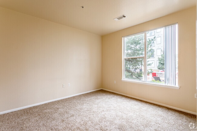 2BR, 2BA - The Brilliant