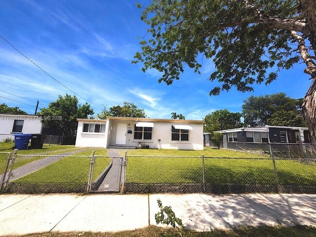 Building Photo - 1411 NE 155th Terrace