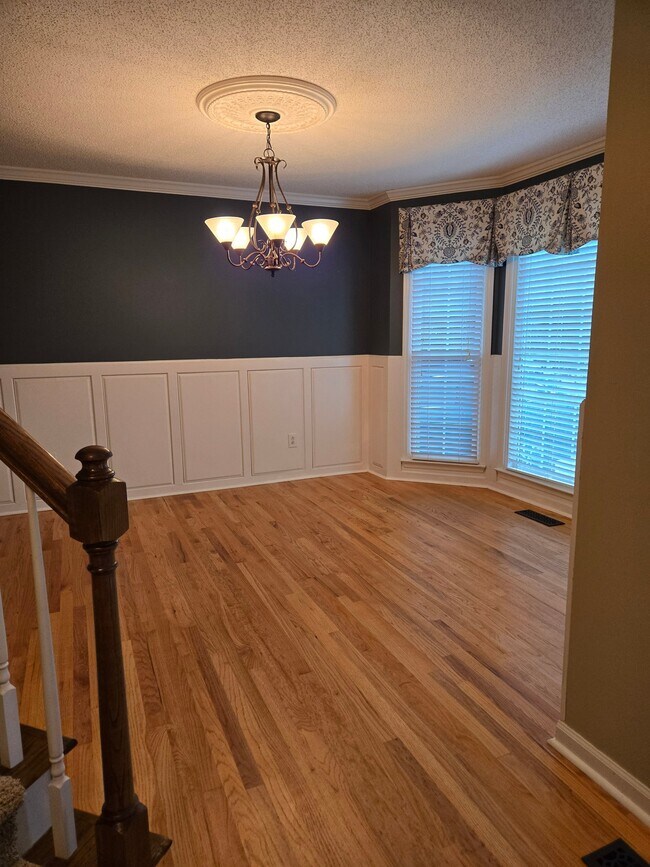 Photo - 112 Ramble Cir