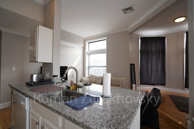 Photo - 365 Washington St Unit 402A