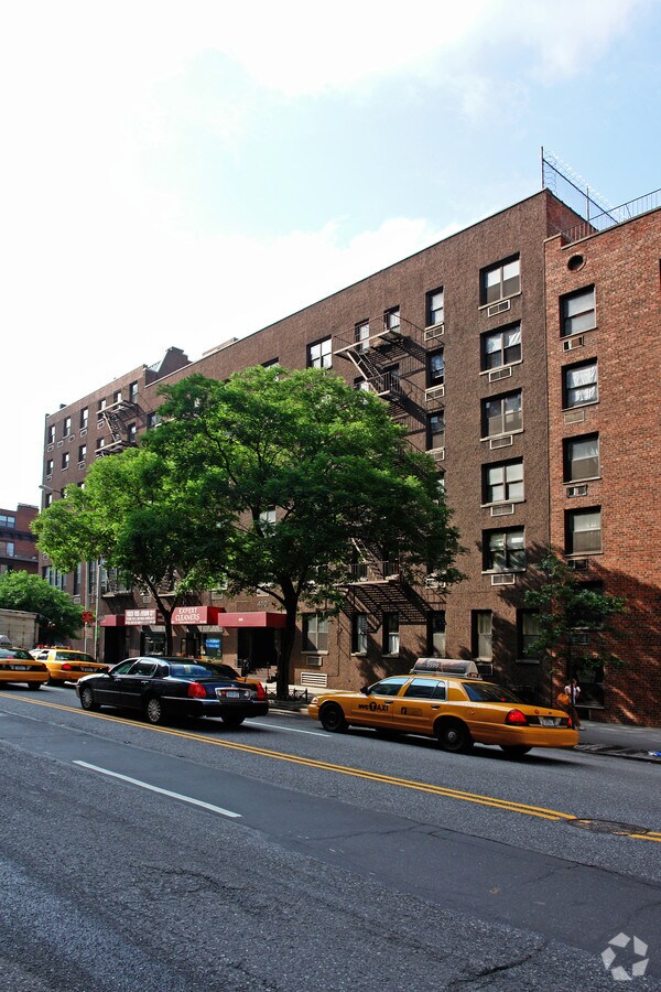 Photo - 207 Ninth Ave