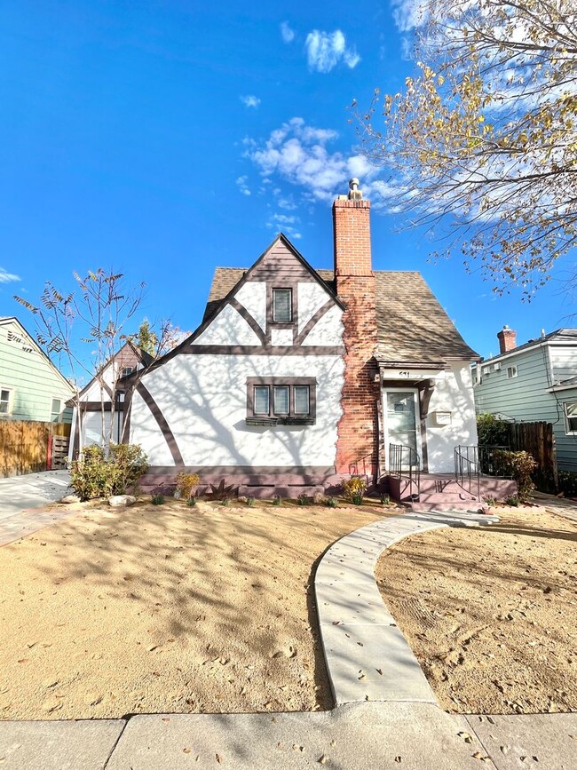 Charming 3-Bedroom Home in Midtown - Avail... - Charming 3-Bedroom Home in Midtown - Avail...