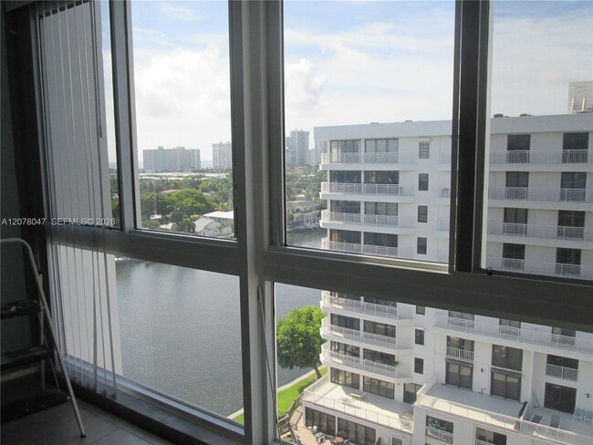 Photo - 3100 NE 49th St Unit 1106