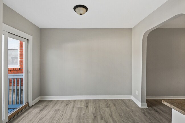 Photo - 165 Hampshire Rd