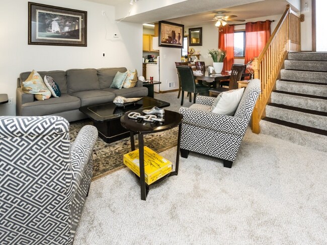 Photo - 3256 Dodd Ln