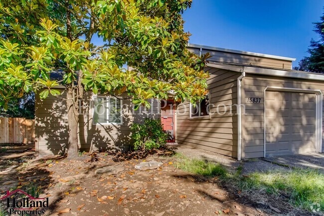 Building Photo - Stratford 15835-15837 - Lebeck Han Unit 15837 Rental