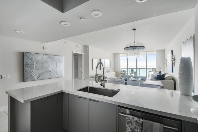 Photo - 2650 Lake Shore Dr Unit 1203