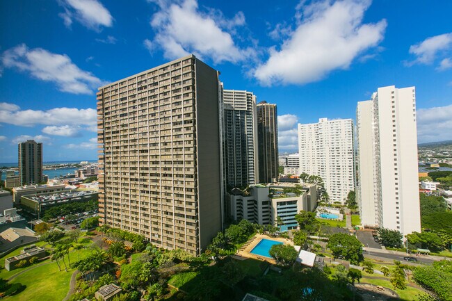 55 S Kukui St