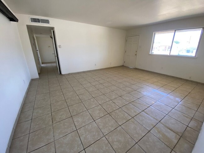 Photo - 3 Bed 2 Bath Home Available Today