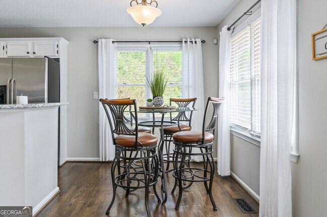 Photo - 13 Windfield Dr