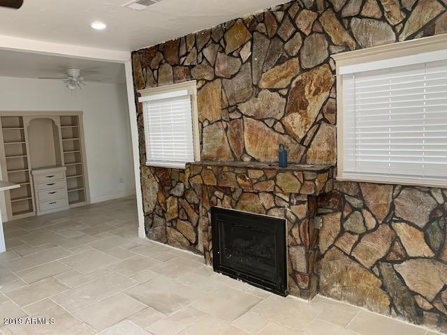 Photo - 702 S 1st St