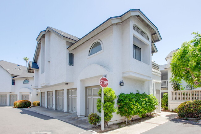 Photo - 518 Via De La Valle Townhome