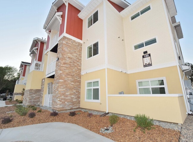 Photo - Ford Oaks Apartments