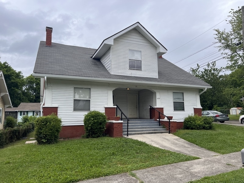 Photo - 1939 McCalla Avenue - McCalla 5