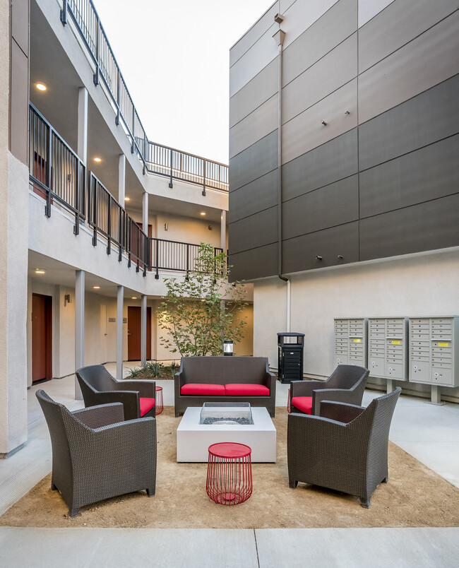 The Harrington courtyard with fire pit