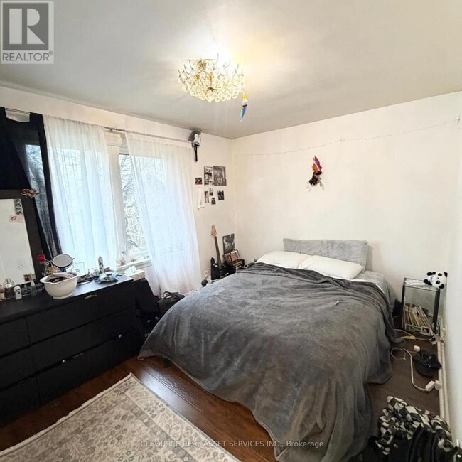 Photo - 78 Tormore Dr