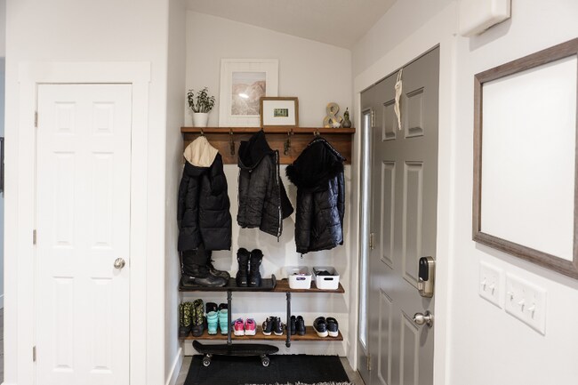 Photo - 1795 E Walnut Grove Dr