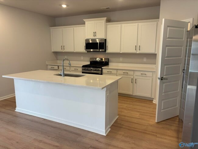 Photo - 180 Fenwick Pl