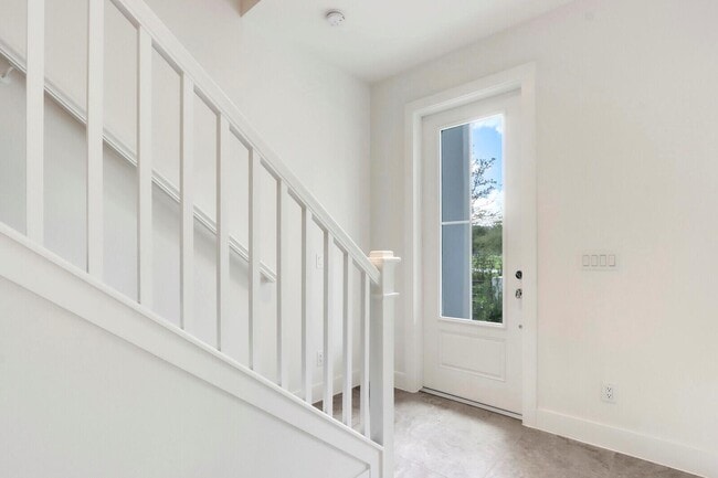 Building Photo - 12556 Gross Pointe Dr Rental