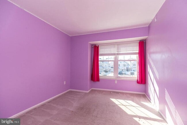 Photo - 3 Glen Meadow Ct