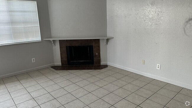 Building Photo - 2406 Gillimer Dr Unit 1 Rental