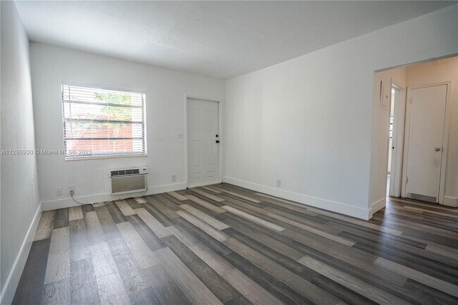 Photo - 1110 NW 6th Ave Unit 1