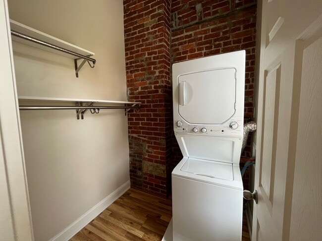 Photo - 4024-4028 Liberty Ave