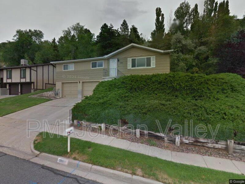 Photo - 1394 N 400 E