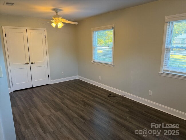 Photo - 6202 Clearwater Dr