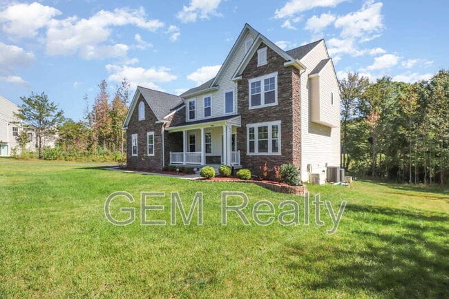 Photo - 7806 Shawmont Rd