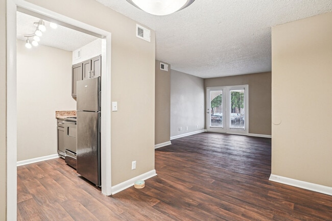 Building Photo - The Village at Crestview Apartments