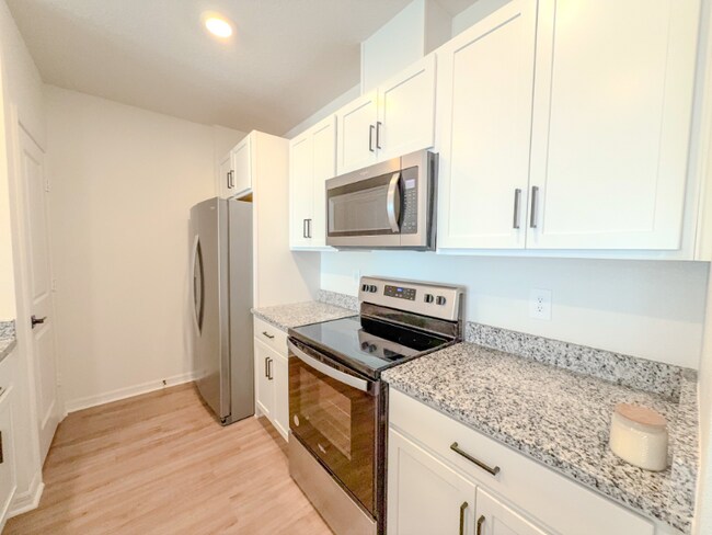 Photo - 9419 Westside Hls Dr