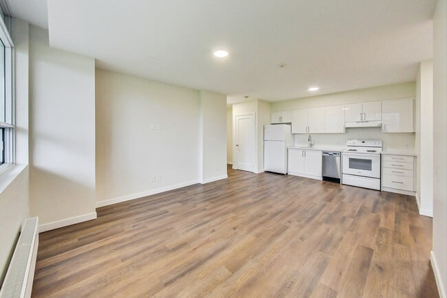 Photo - Humber River Apartments