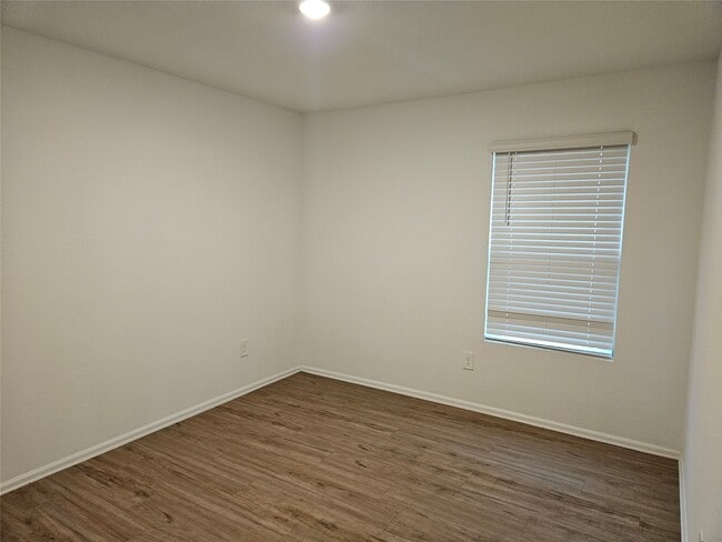 Photo - 18930 Sorento Bay Ln