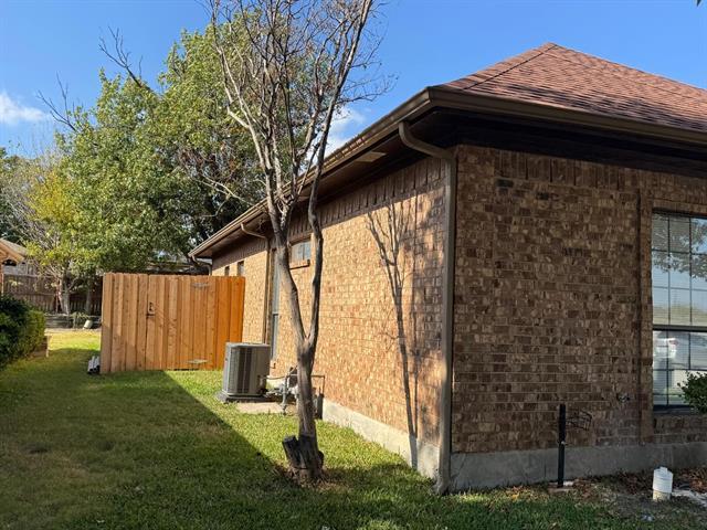 Photo - 211 Douglas Dr