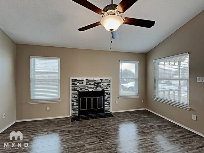 Photo - 12331 Tomanet Trail