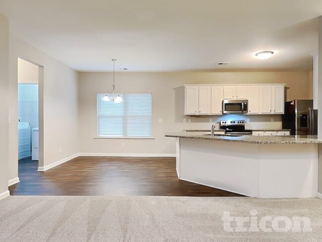 Photo - 143 Southwind Ln