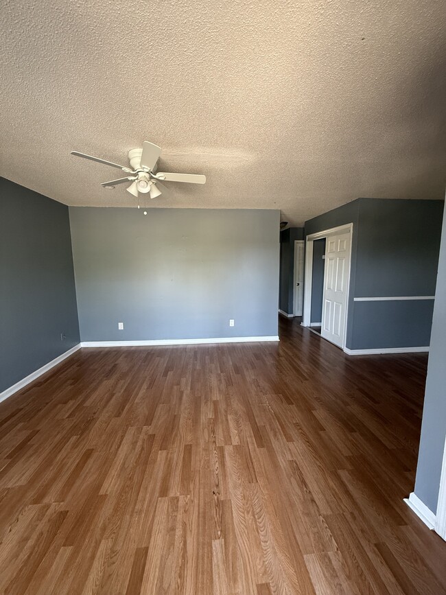 Photo - Platinum House LLC Unidad 357 Gillespie-D