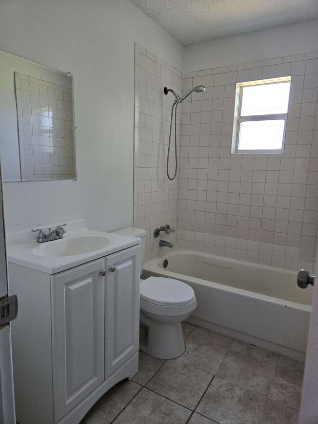 Photo - 3515-3517 Rose Rd Unit 3515