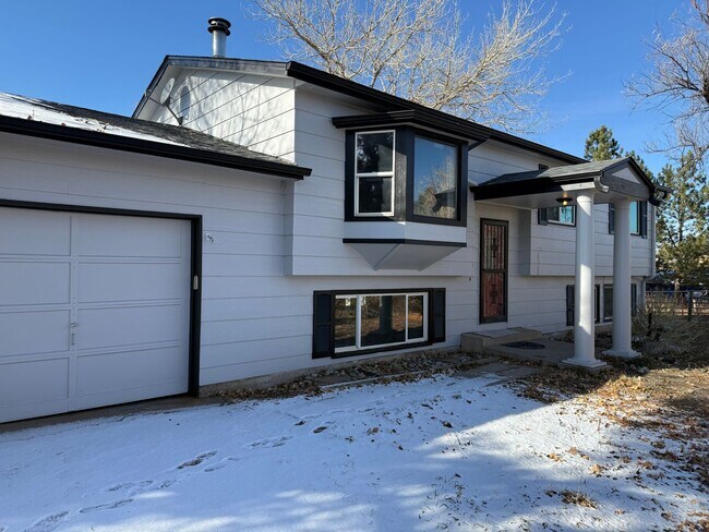 Photo - Welcome to Grandview Estates!