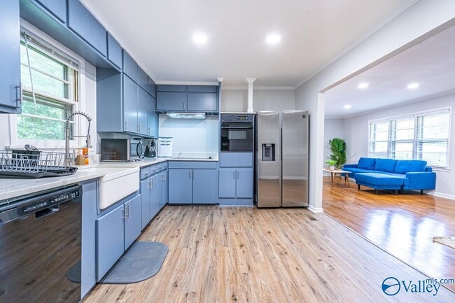 Photo - 103 Noble Dr SE