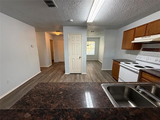 Photo - 1710 White Oak Rd