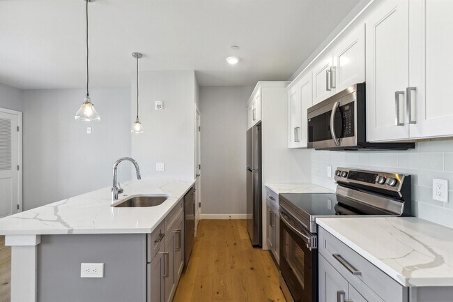 Photo - 3838 Pechin Street