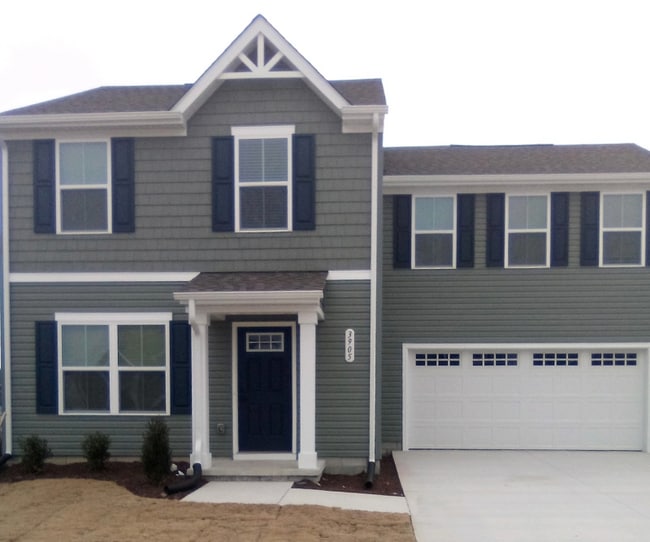 Building Photo - 3905 Clyde St