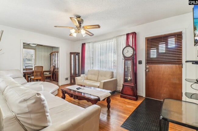 Photo - 3422 Covenant Rd