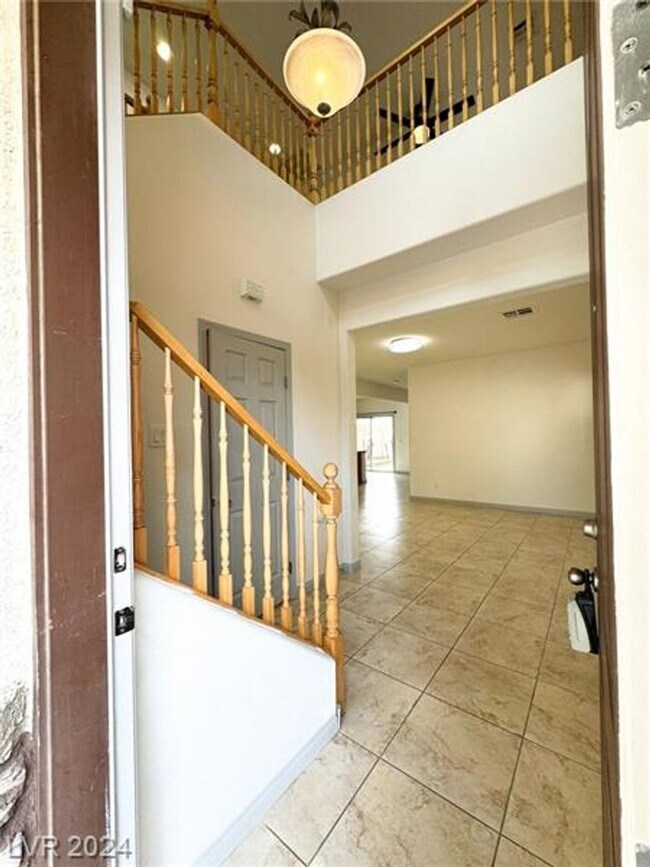 Photo - 6596 Polonius Ct