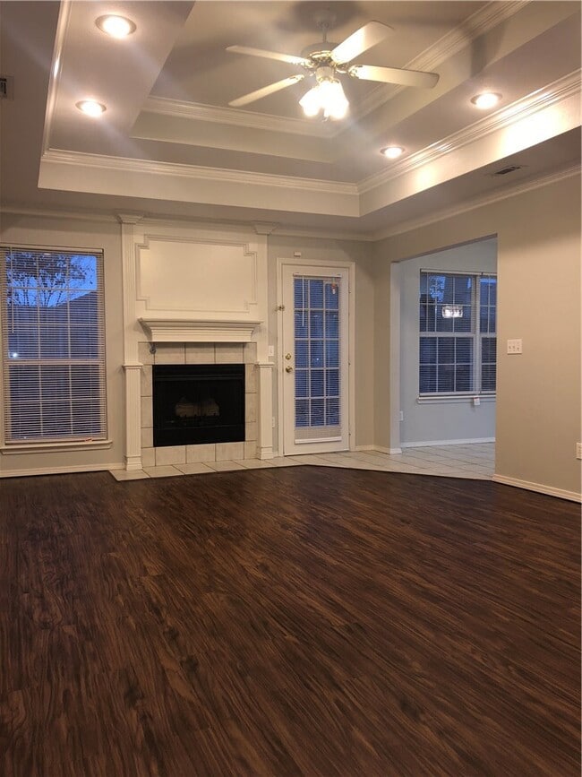 Photo - 720 Pennington St